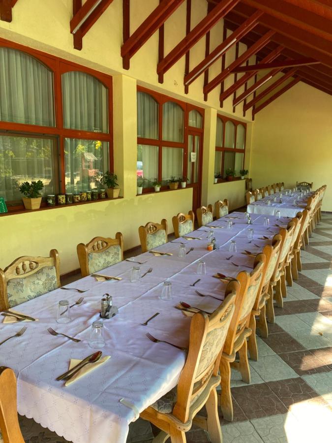 Tiszaparti Rokonok Kisköre Dış mekan fotoğraf